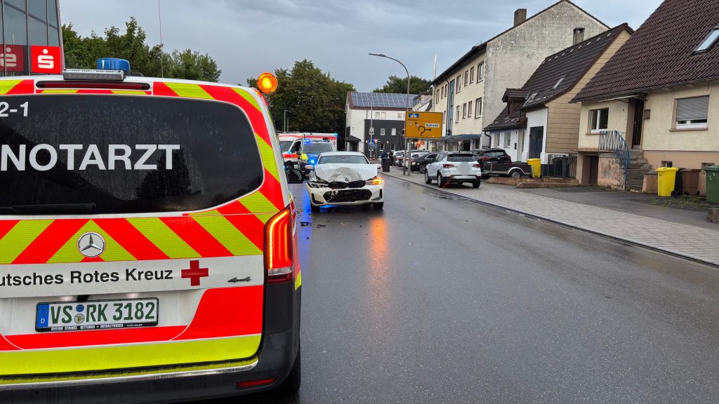 Schwerer Verkehrsunfall in Schwenninger Neckarstraße